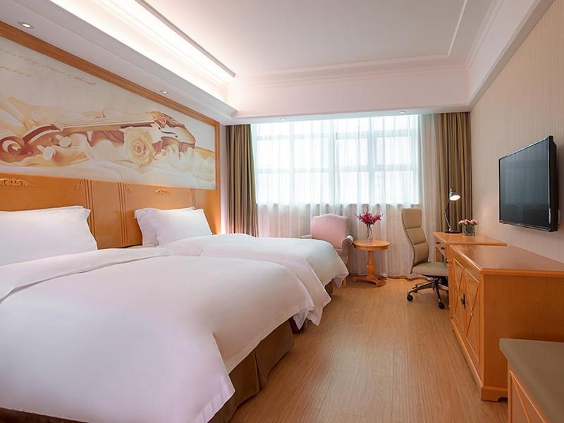 Vienna 3 Best Hotel Shenzhen Airong Road Bagian luar foto