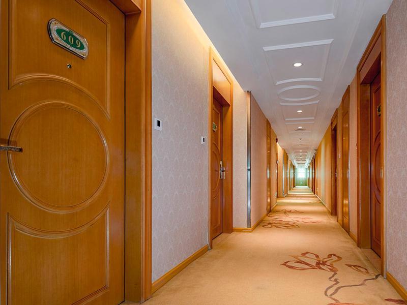 Vienna 3 Best Hotel Shenzhen Airong Road Bagian luar foto